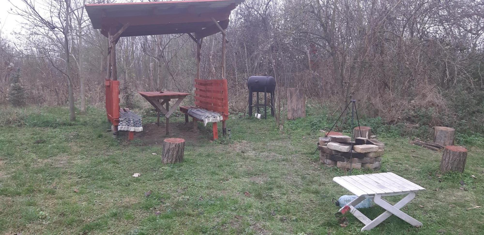 Kamilla Vendeghaz Daire Écs Dış mekan fotoğraf